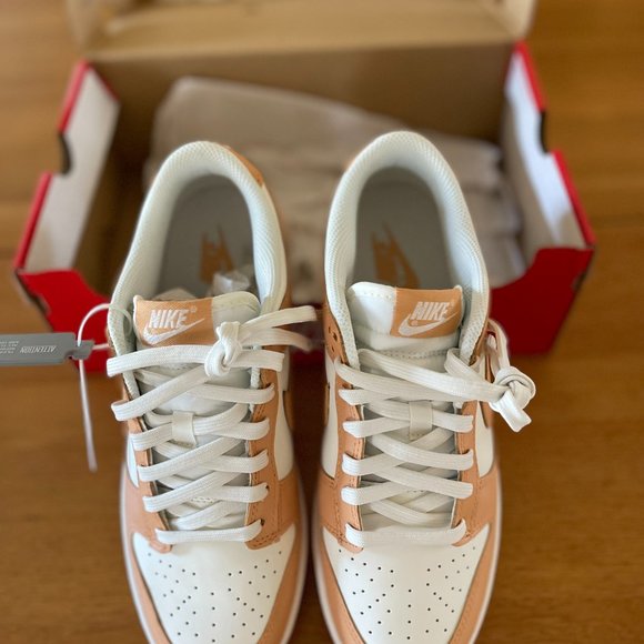 Nike Dunk Low Harvest Moon - Picture 4 of 5